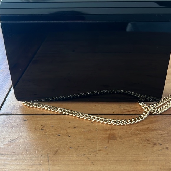 Michael Kors Resin envelope clutch - Picture 4 of 15